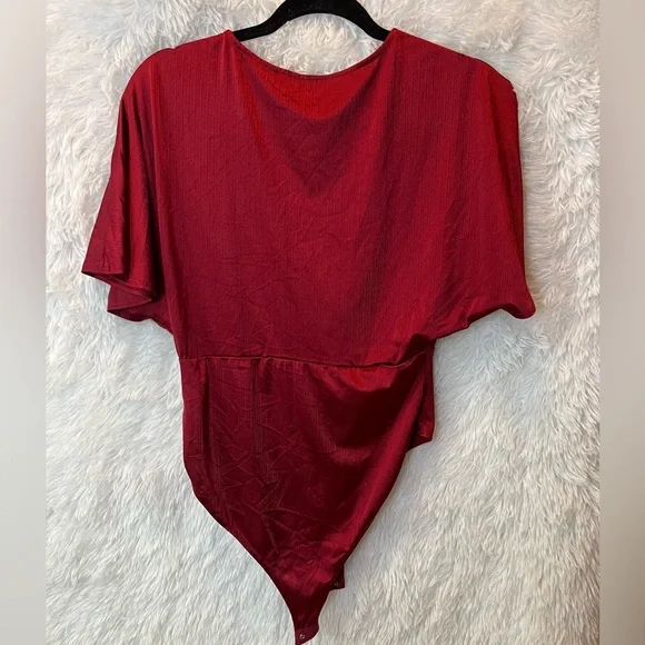 Elegant Red Wrap Top - Picture 2 of 2